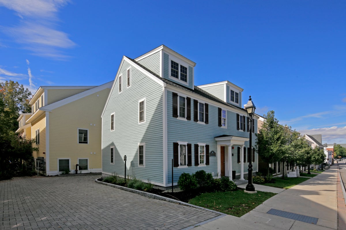 Photos and Video of 2335 Main Street in Durham, NH